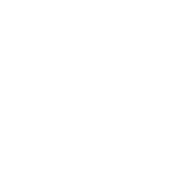 Dua paket hadiah dengan pita merah dan hijau di latar belakang hitam.